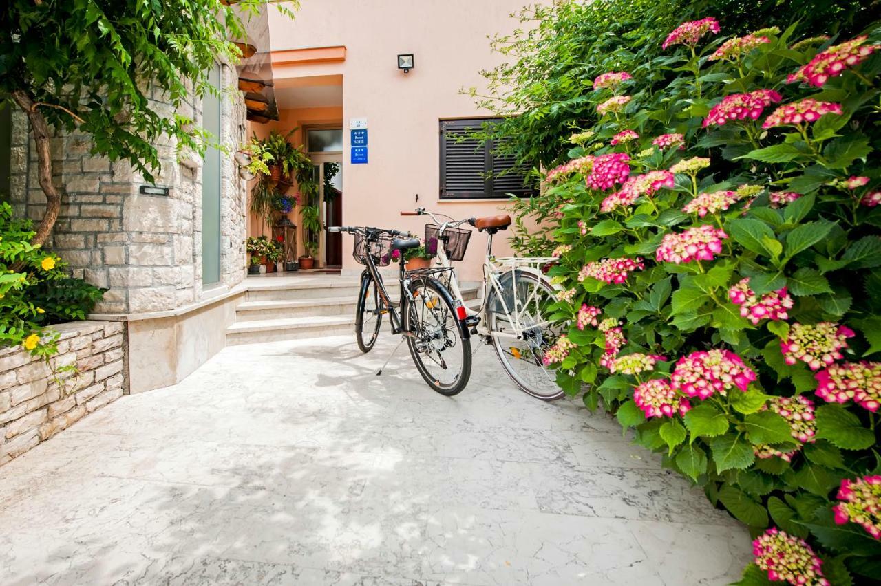 Vila Dolores Rovinj Exterior foto