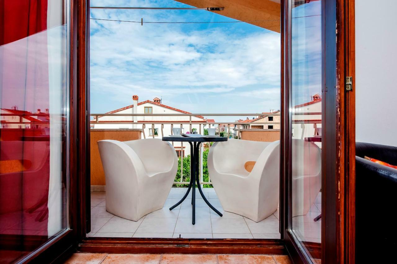 Vila Dolores Rovinj Exterior foto