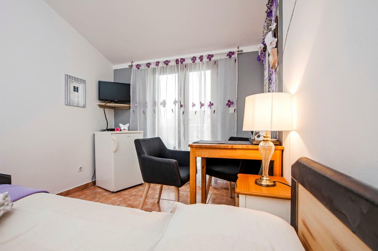 Vila Dolores Rovinj Exterior foto