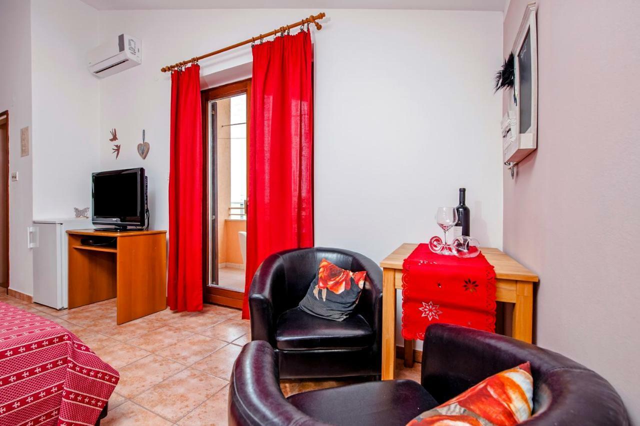 Vila Dolores Rovinj Exterior foto