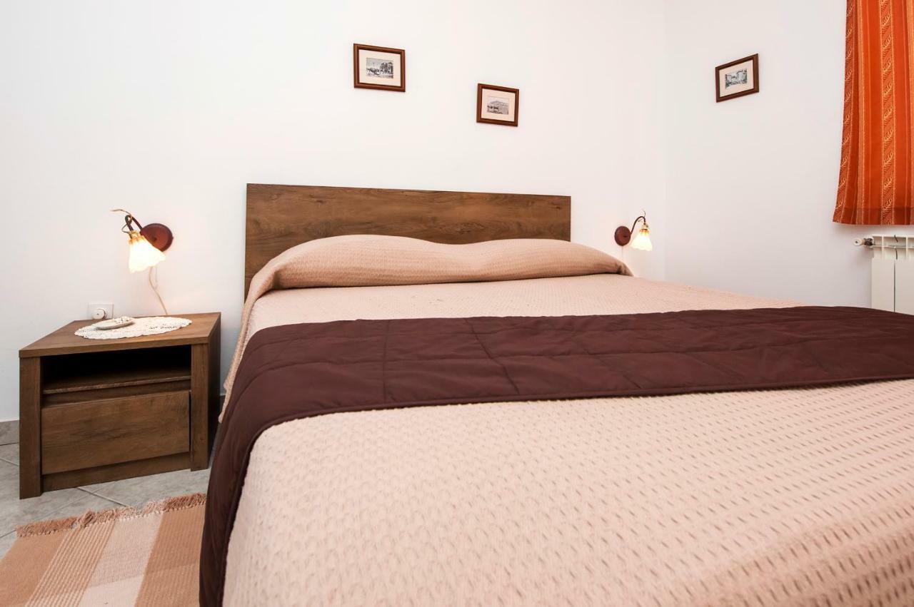 Vila Dolores Rovinj Exterior foto
