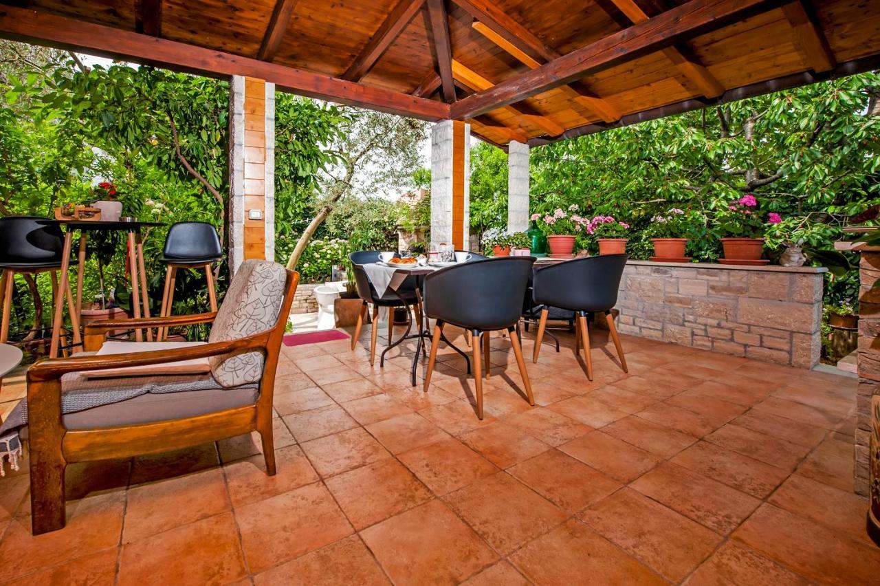 Vila Dolores Rovinj Exterior foto
